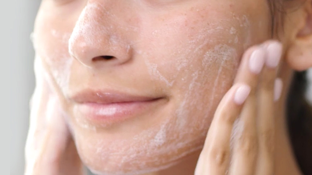 A Gentle Skincare Routine for Oily Skin CeraVe